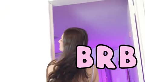 Mia Nevaeh - follow me online show from April 2026 07:49:01 PM