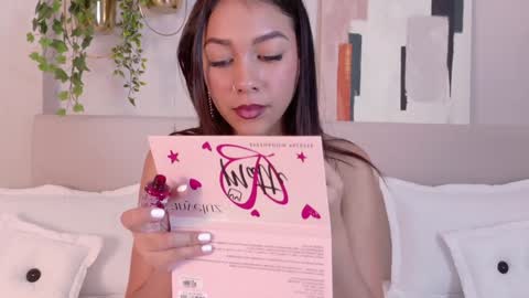 mia_oconner online show from January 2025 04:05:01 PM