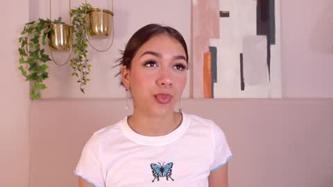 mia_oconner online show from January 2025 11:31:02 AM