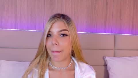 mia_oconner online show from March 2025 03:24:02 PM