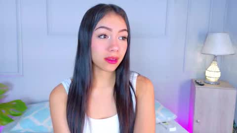 mia_oconner online show from September 2025 08:45:01 PM