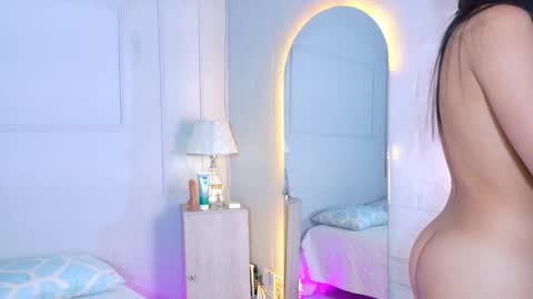 mia_oconner online show from September 2025 08:57:01 PM