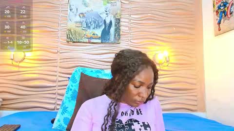 Mariana online show from October 2025 08:29:01 PM