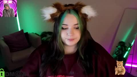 Mia online show from March 2026 01:20:02 AM