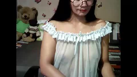 Snapshot of mia_rein chatting on February 2026 01:59:02 AM mia_rein online show from February 2026 01:59:02 AM