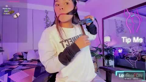 mia rousse25 online show from March 2026 03:16:02 PM