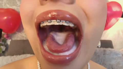 Mia Roux online show from February 2025 01:14:02 AM