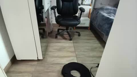 Mia Sepulveda online show from April 2026 05:47:01 PM