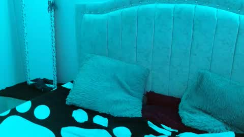Snapshot of mia_smithl chatting on January 2025 01:37:02 PM mia_smithl online show from January 2025 01:37:02 PM