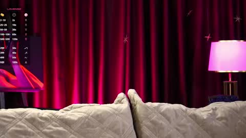 Mia online show from February 2025 05:47:01 PM