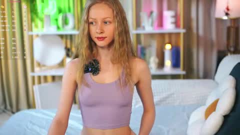 Mia online show from March 2026 03:49:02 PM