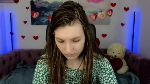 Mia online show from February 2026 10:45:01 AM