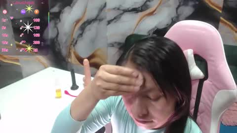 mia_wetts online show from October 2025 12:04:02 PM