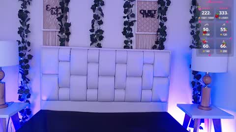 Mia online show from February 2025 05:35:01 PM