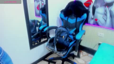       online show from December 2025 02:13:02 PM