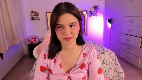 Mia  online show from March 2026 04:34:01 PM