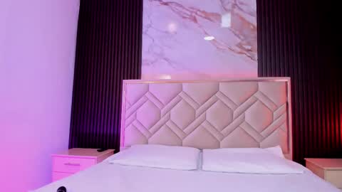 Snapshot of miaafarrel chatting on September 2025 07:13:02 PM Miaa Farrel online show from September 2025 07:13:02 PM