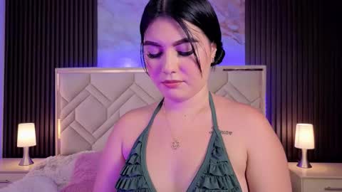 Miaa Farrel online show from February 2026 05:58:01 PM