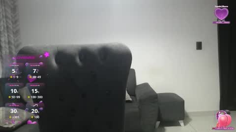 Snapshot of miaalana_ chatting on October 2025 06:38:01 AM MiaAlana online show from October 2025 06:38:01 AM