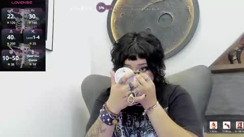 Snapshot of miaamane chatting on March 2026 01:05:02 PM Mia online show from March 2026 01:05:02 PM