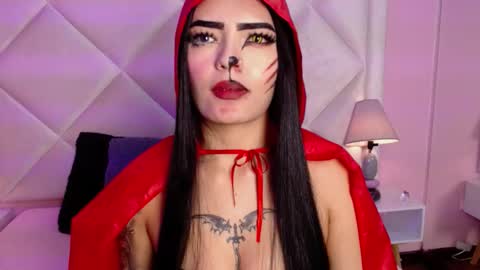 Alexandra online show from October 2025 01:01:02 PM