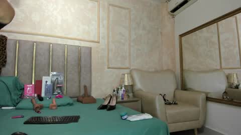 Miaasummer online show from June 2026 11:34:02 AM