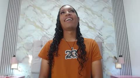 MiaCoock online show from January 2026 12:53:02 PM