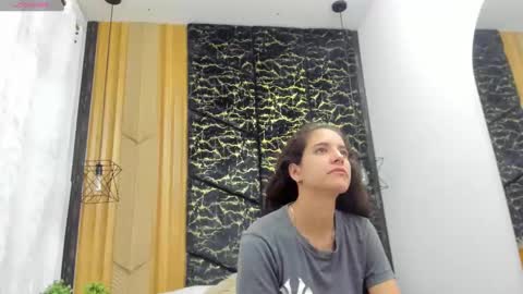 MiaCours online show from April 2026 01:05:02 PM