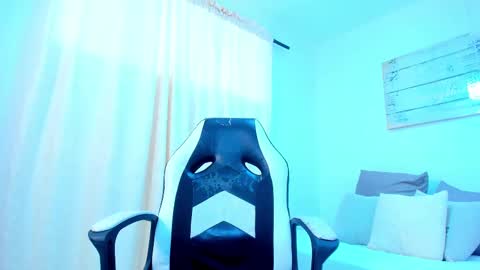 miadiamondd online show from February 2025 07:49:01 PM