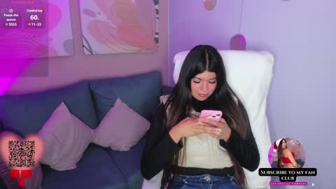 Mia online show from January 2025 02:04:01 AM