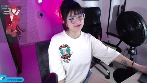 Mia online show from January 2025 01:36:02 PM