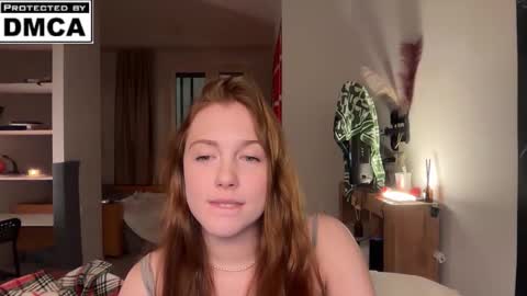 Mia online show from February 2026 10:42:01 PM