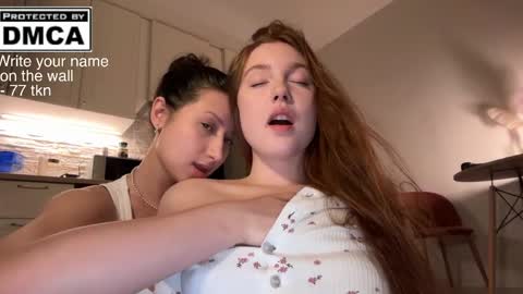 Mia online show from April 2026 10:45:02 PM