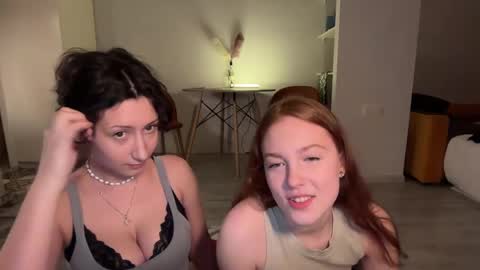 Snapshot of miafleur chatting on April 2026 11:53:01 PM Mia online show from April 2026 11:53:01 PM