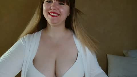 MiaFoxisJa online show from September 2025 02:15:02 AM