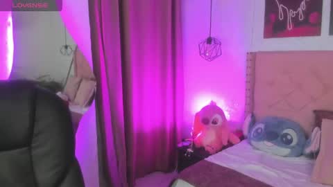 Mia online show from June 2026 03:31:01 AM