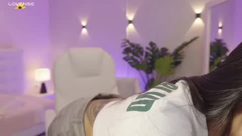 Snapshot of miagomez1 chatting on September 2025 01:04:01 PM Mia Gomez online show from September 2025 01:04:01 PM