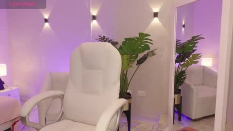 Snapshot of miagomez1 chatting on October 2025 12:28:01 PM Mia Gomez online show from October 2025 12:28:01 PM