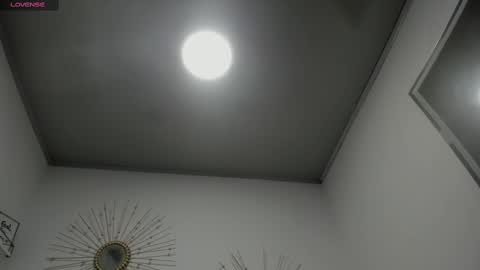 Miah Collins online show from November 2025 11:51:01 PM