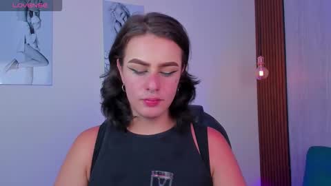 Mia Connor online show from October 2025 07:40:01 PM