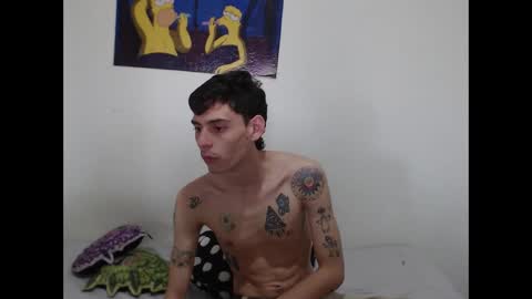 Snapshot of miahells chatting on January 2025 09:29:02 PM Mia Sam online show from January 2025 09:29:02 PM