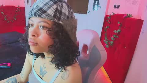 MIA VELEZ online show from September 2025 02:11:01 AM