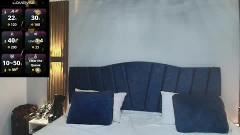 Snapshot of miahotmez chatting on October 2025 11:42:02 AM MIA HOTMEZ online show from October 2025 11:42:02 AM