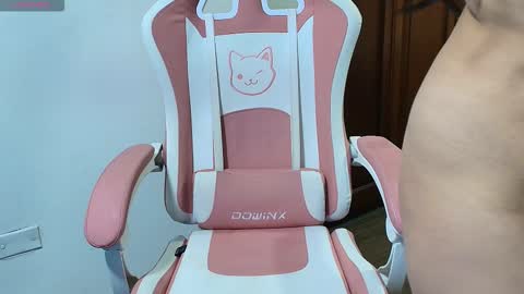 Snapshot of miahotmez chatting on October 2025 01:56:02 PM MIA HOTMEZ online show from October 2025 01:56:02 PM