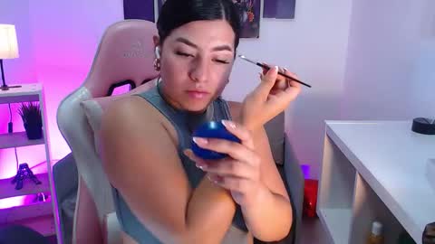 Mia Emily  online show from March 2026 12:12:02 PM