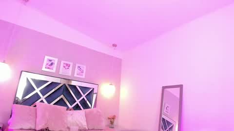 Snapshot of miakhalifa_7 chatting on March 2025 05:49:02 PM Mia Khalifa online show from March 2025 05:49:02 PM