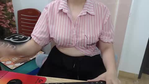 Snapshot of mialala205221 chatting on October 2025 03:13:02 AM Mia online show from October 2025 03:13:02 AM