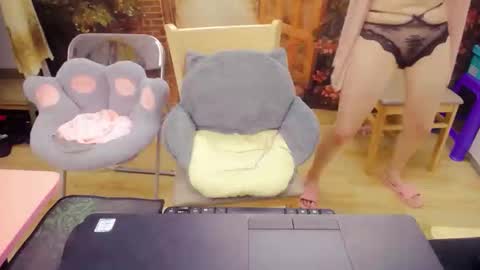 Snapshot of mialala205221 chatting on October 2025 02:10:01 AM Mia online show from October 2025 02:10:01 AM