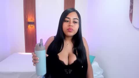 mialane3 online show from May 2026 12:23:02 PM