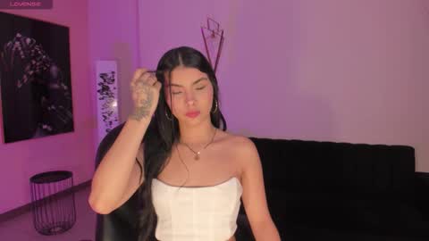 Call me Mia  online show from December 2025 11:16:02 AM